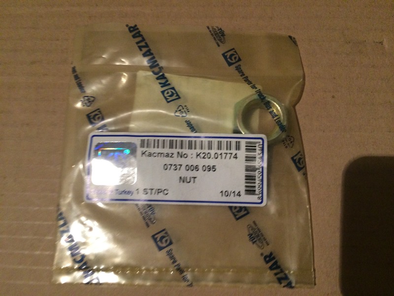 ГАЙКА САМОСТОПОРЯЩАЯСЯ M16х1&sbquo;5 (ст. 0737.006.095)